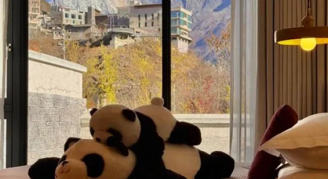 Люкс Дуплекс с видом на горы Four-Goddess Mountain Cloud View Fan's Lodging