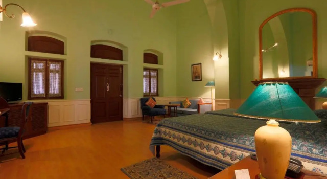 Люкс The Lallgarh Palace - A Heritage Hotel