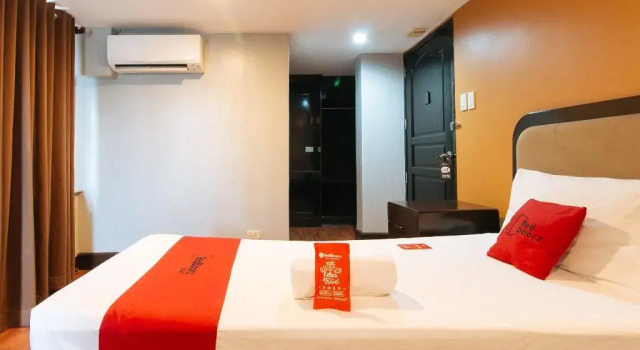Arzo Hotel Manila