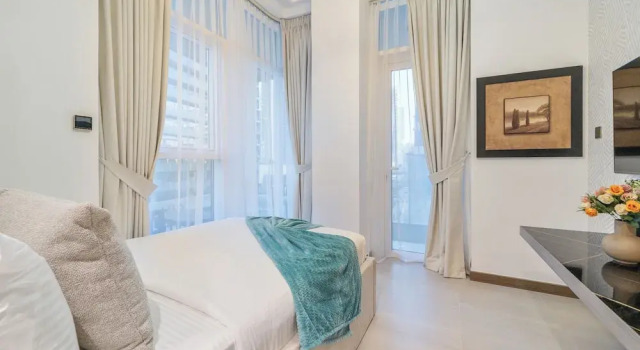 Студия Charm Studio – Fully Furnished with Style