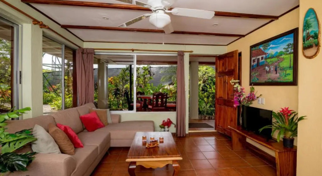 Villas Oasis, Rezervovat Hotel Hotely v Quepos s bazénem, Bazén