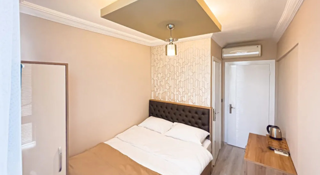 Номер Economy Helen Inn
