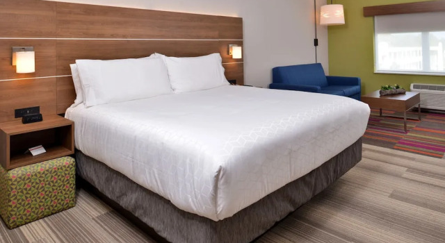 Двухместный люкс Holiday Inn Express Melbourne West by IHG
