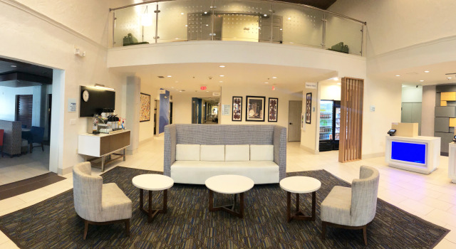 Holiday Inn Express Hotel & Suites Greenville by IHG