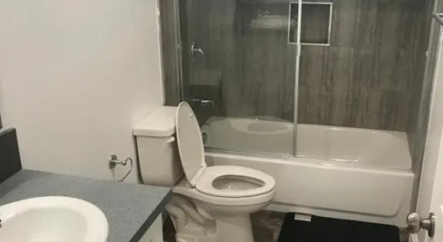 Кровать в общем номере A1 LA City Hostel