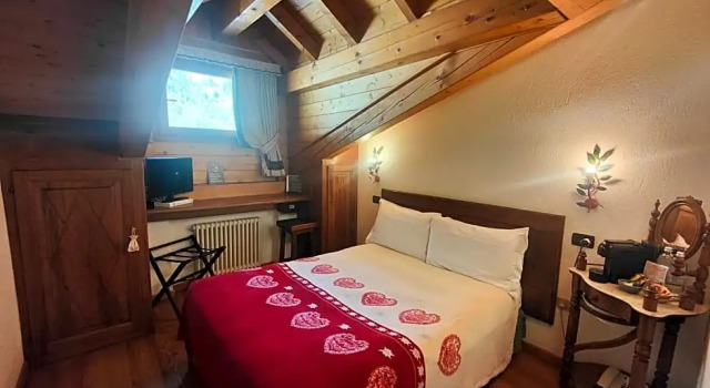 Одноместный номер Standard Hotel Lo Campagnar