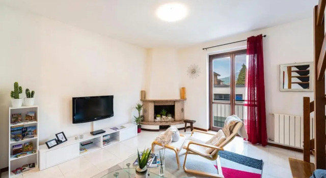 Tresa Bay House - Lugano Lake, Забронировать Апартаменты/квартира Лавена-Понте-Треза Озеро Лугано