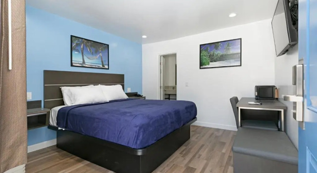 Pacific Coast Inn