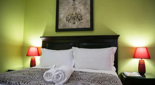 Guesthouse@Mbalistar, Buchen Sie Hotel Queenstown Ostkap