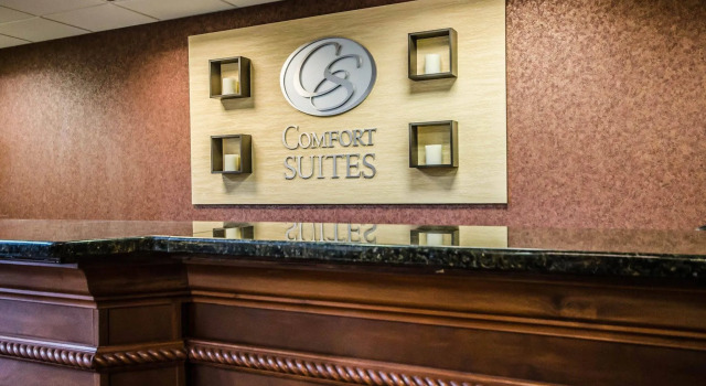 Quality Suites Jeffersonville - Louisville North, Rezerwuj Hotel Hurstbourne 