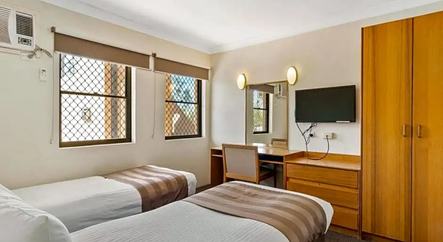 Четырёхместный номер Standard Quality Inn Dubbo International