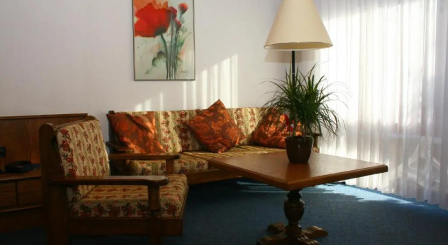 Апартаменты Landhotel Sonnenbühl