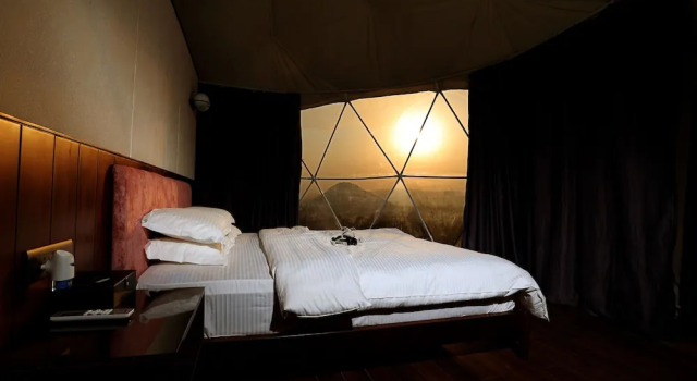 Luksus Kahden hengen huone vuoristomaisema Teela The Glamping Resort