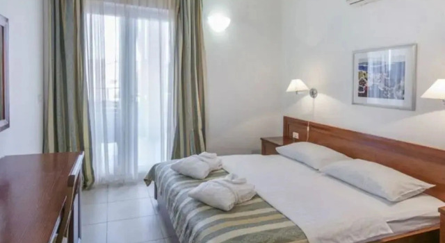 Apartment in Veli Losinj by the Beach