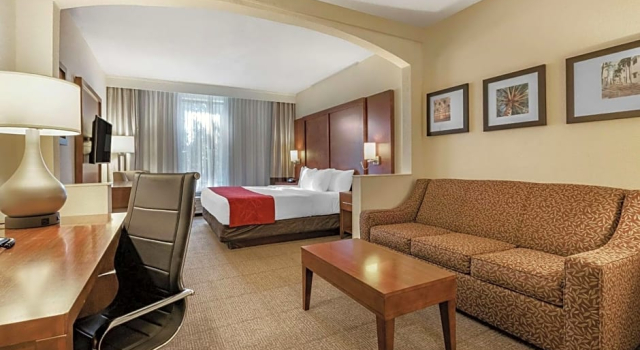 Двухместный люкс Hearing Accessible Comfort Suites Miami - Kendall