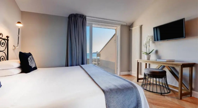 Двухместный номер Deluxe с видом на море Hotel Continental