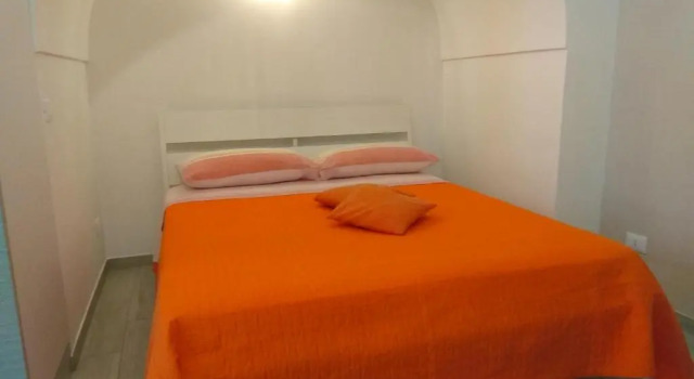 GIUAMAR casa vacanza, Забронировать Отель Отели Полиньяно-а-Маре с парковкой, рядом с Пещера монахинь, Парковка