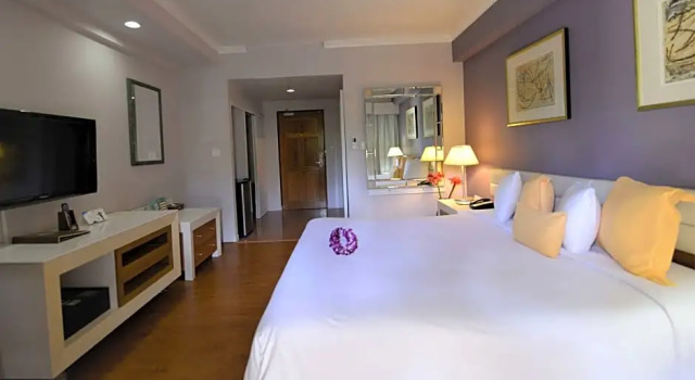 Standard room with balcony Days Inn Guam - Tamuning