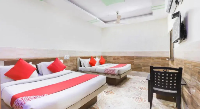Hotel Sher - E - Punjab by OYO Rooms