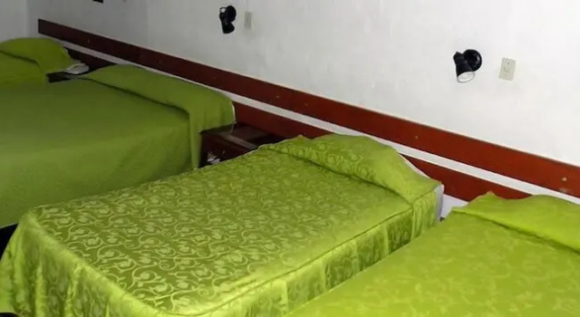 Camera quadrupla Standard Holiday Suites