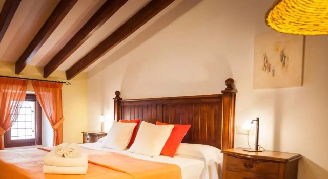 Petit Hotel Alaro, Rezerwuj Hotel Hotele w Majorka z parkingiem, Parking