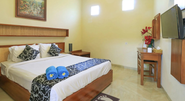 Ocho Bali Surf Camp