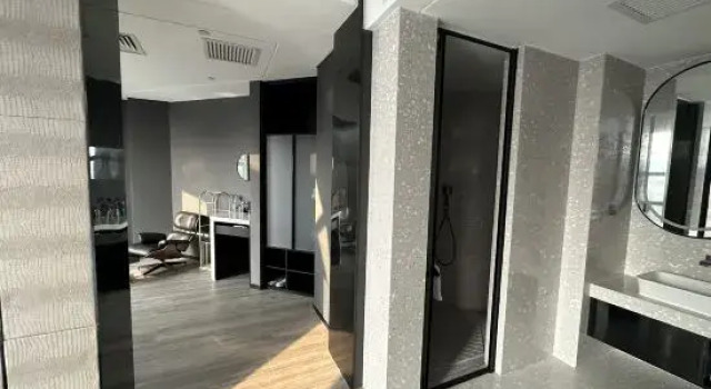 Люкс Header Hot Spring Hotel