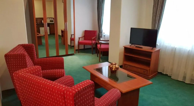 Семейный люкс Eurohotel