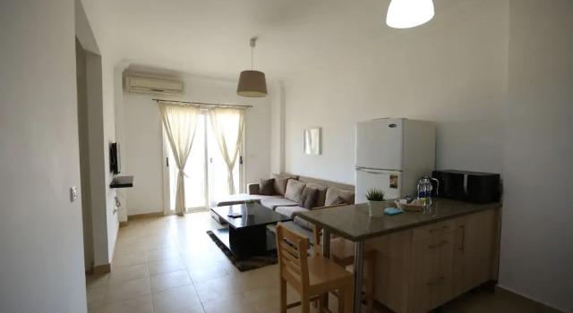 Апартаменты с 2 комнатами с балконом и с видом на море Lilly Apartments