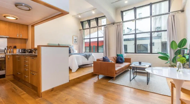 Апартаменты Deluxe Apartment in the Heart of the City