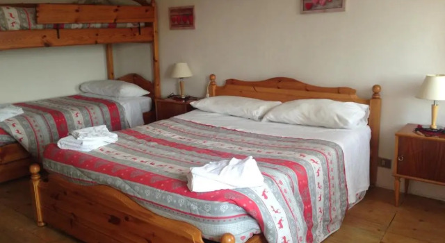 La Libellula, Book Hotel Rotzo Venetien