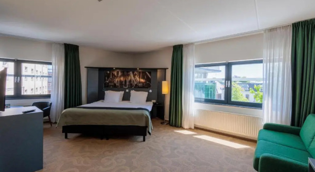 Семейный номер Standard Leonardo Hotel Hengelo City Center