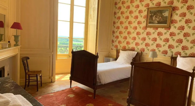 Четырёхместный номер Standard Château de Montmirail