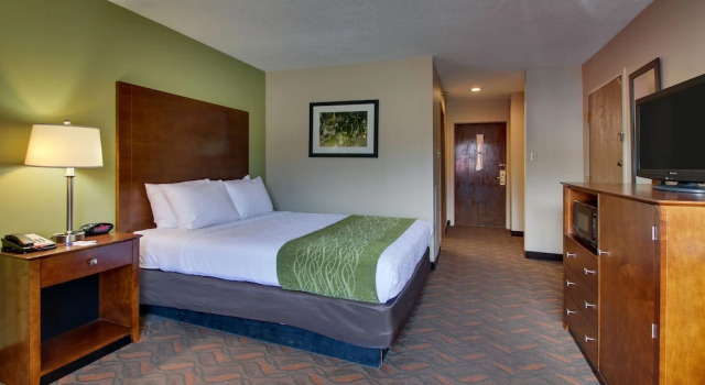 Люкс Greenfield Inn & Suites Elizabethtown, KY I65 Exit 94