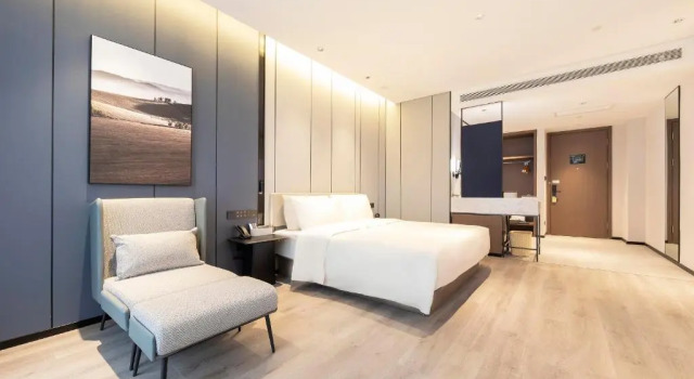Номер Deluxe Atour Hotel Zhengzhou East Station Longzi Lake