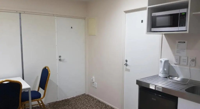 Четырёхместные апартаменты с 2 комнатами Empire Apartments