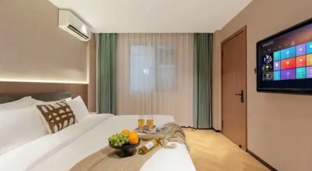 Люкс Superior Jiyun Hotel (Quanzhou Jinjiang International Airport Wudianshi Traditional Blocks)