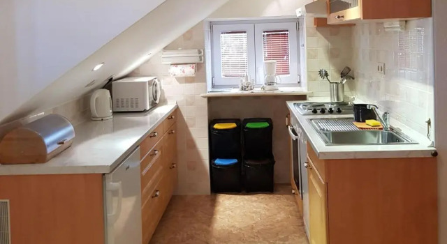 Seaview Apartment With Large Terrace Bol