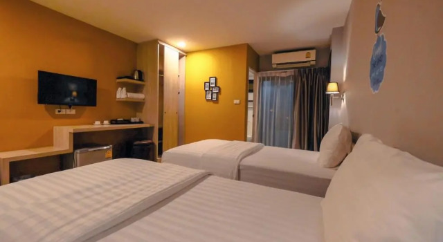 Двухместный номер Standard с балконом Letana Hotel