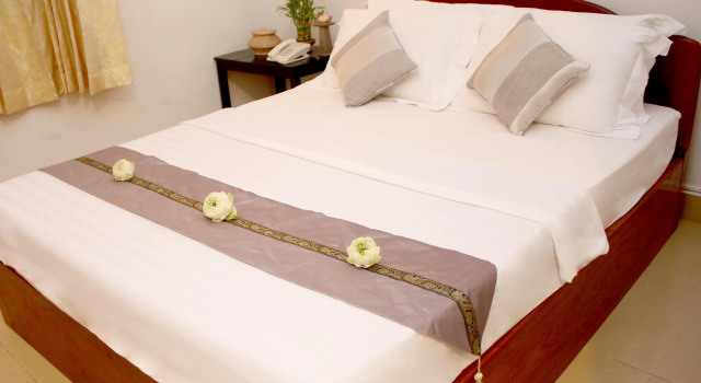 Siem Reap Comforts Hostel, Забронировать Вилла Виллы Сиемреап, рядом с Ночной рынок Ангкор, Вилла
