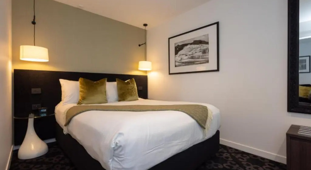 Семейный люкс с 2 комнатами Regent of Rotorua Boutique Hotel