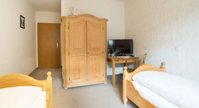 Landgasthof Post, Varaa Hotelli Hotellit Baijeri pysäköinnillä, Pysäköinti