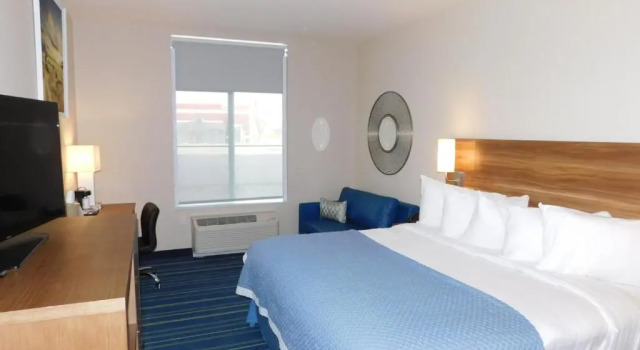 Номер Standard Days Inn & Suites by Wyndham Kearney NE