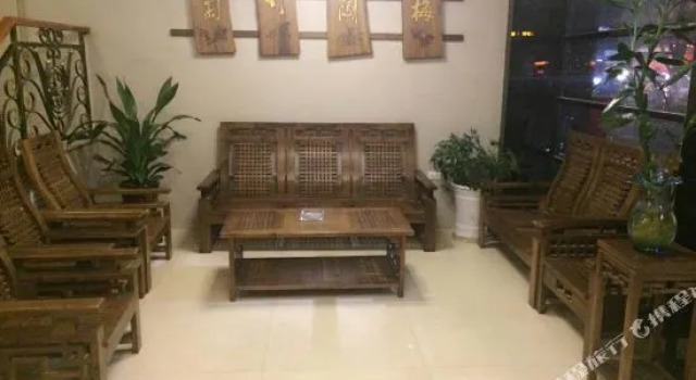 桂林小憩驿站酒店