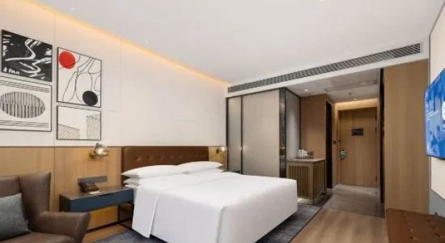Двухместный номер Superior Four Points by Sheraton Wuhan, Dongxihu