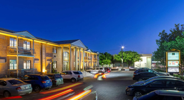 Номер Standard Adelaide Inn