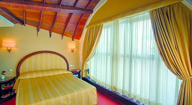 Полулюкс с видом на канал Hotel Palazzo Stern