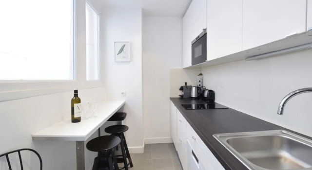 S02199 - Pretty Studio for 2 People in the Heart of the Montorgueil Neighborhood, Забронировать Отель Отели Парижа 3 звезды, 3*