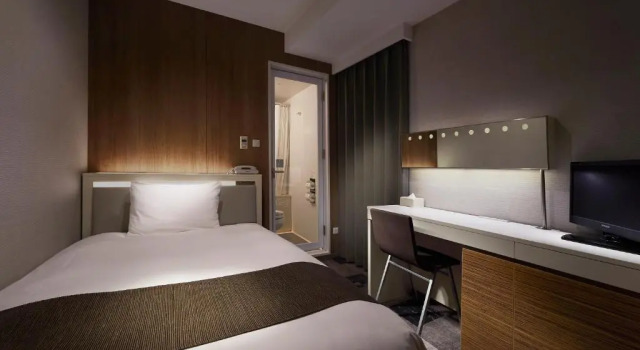 Одноместный номер Sotetsu Fresa Inn Shimbashi-Karasumoriguchi