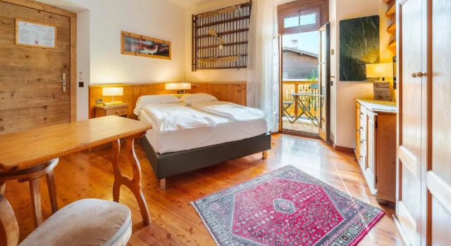Двухместный номер Standard с балконом Hotel Villa Alpina ***S
